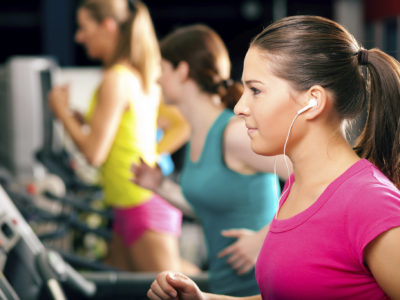 listening-music-while-excercise
